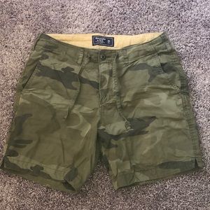 Men’s Abercrombie and Fitch Camo board shorts